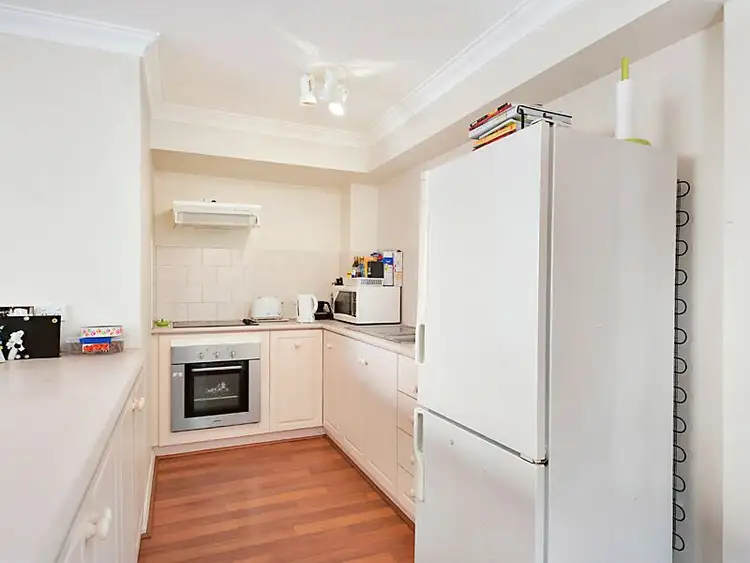 Fourth view of Homely townhouse listing, 2/5 Primula Close, Murdoch WA 6150