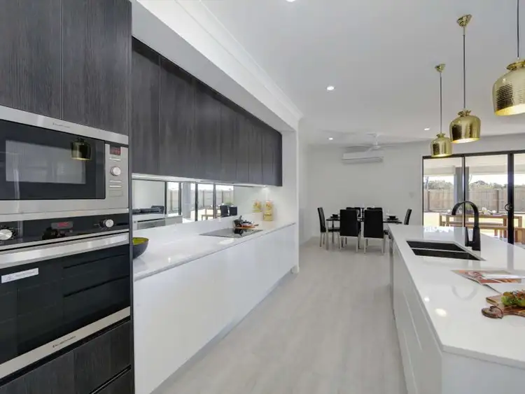 Seventh view of Homely house listing, 17 Torrisi Place, Kalkie QLD 4670