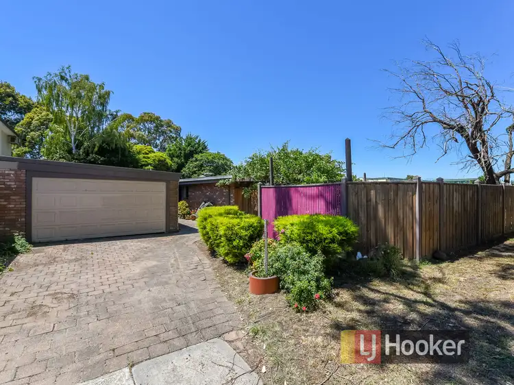 9 Yarrow Court