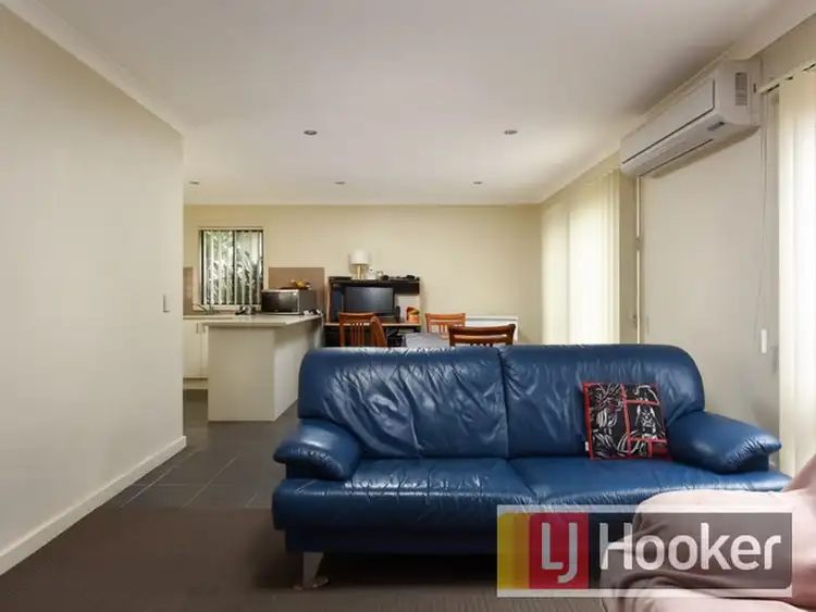 Sixth view of Homely house listing, 2/11 Laburnum Grove, Doveton VIC 3177
