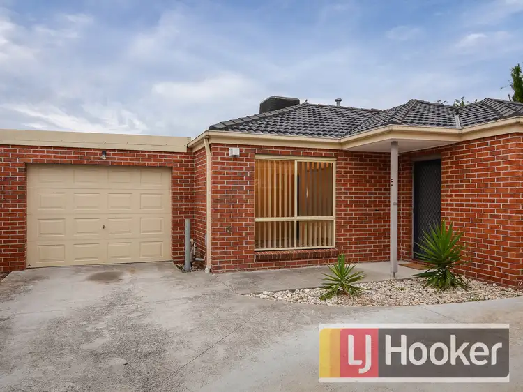 Main view of Homely unit listing, 5A Hoddle Court, Cranbourne VIC 3977