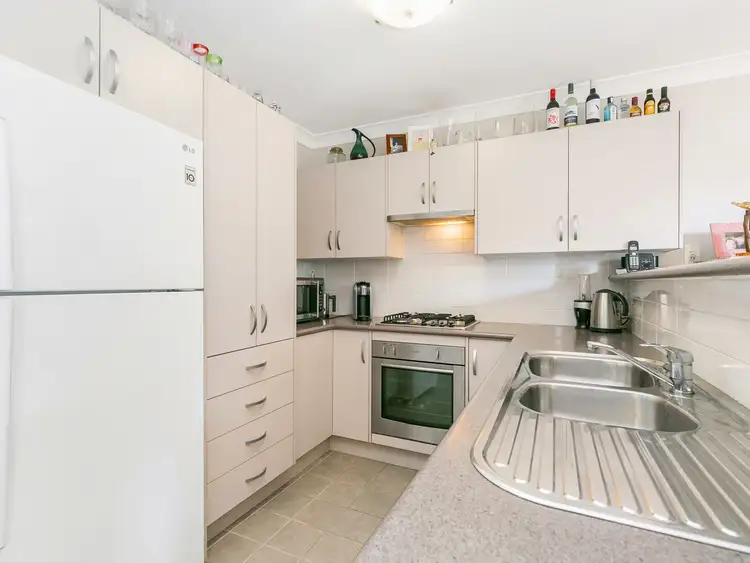 Second view of Homely house listing, 35 Harmony Crescent, Mount Hutton NSW 2290