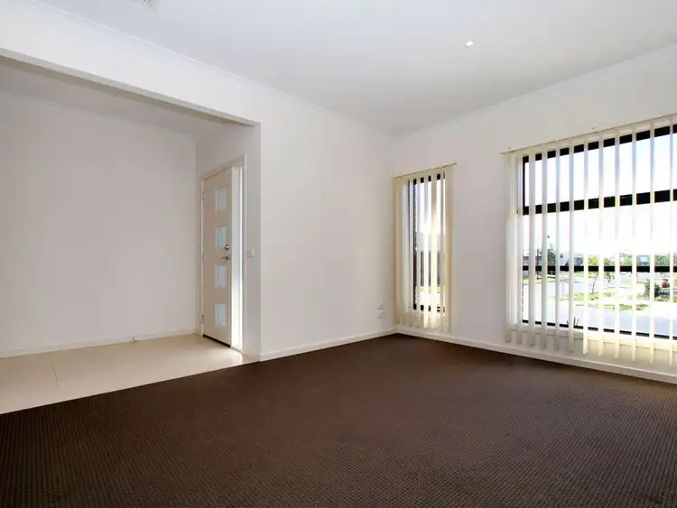 Second view of Homely house listing, 5 Siena Drive, Mernda VIC 3754