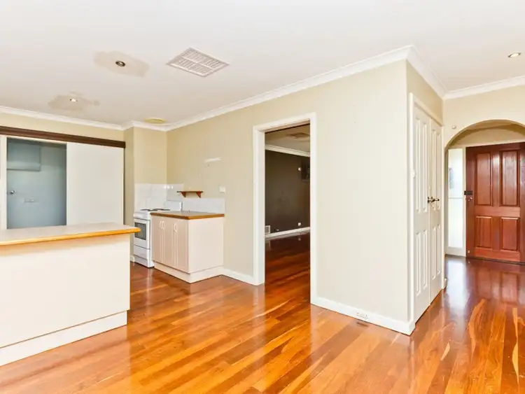 Fifth view of Homely house listing, 11 Pudney Place, Orelia WA 6167