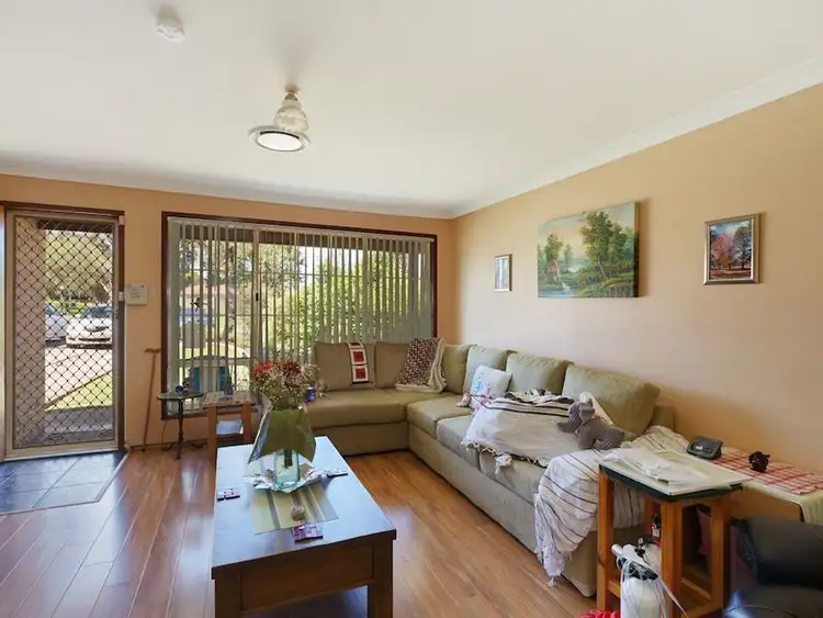 Third view of Homely semi-detached listing, 1/13 Colevile Place, Rosemeadow NSW 2560