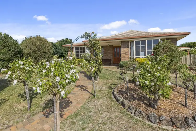 1 Callistemon Court, Elliminyt VIC 3250