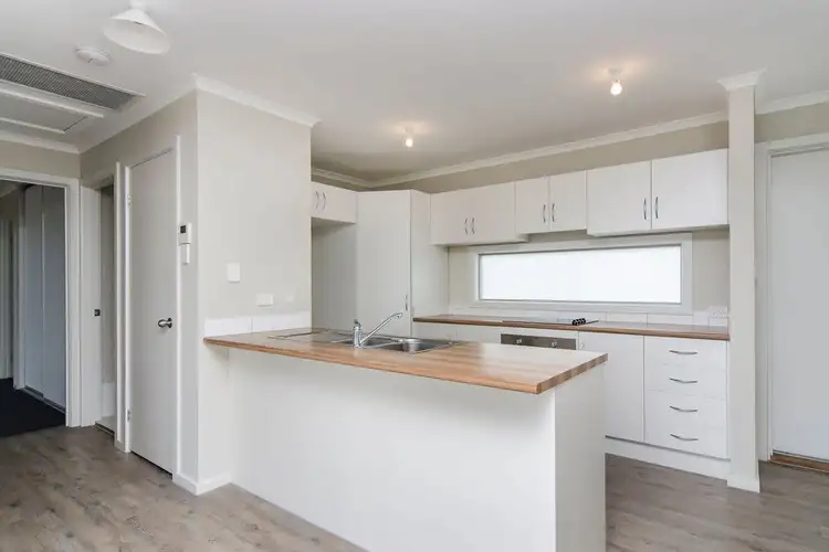 Sixth view of Homely house listing, 8 Hero Avenue, Middleton SA 5213
