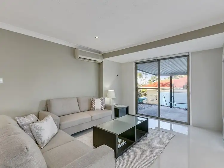 Seventh view of Homely house listing, 32 Aberdeen Court, Highland Park QLD 4211