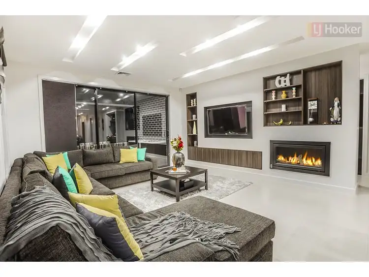 Second view of Homely house listing, 28 Season Way, Craigieburn VIC 3064