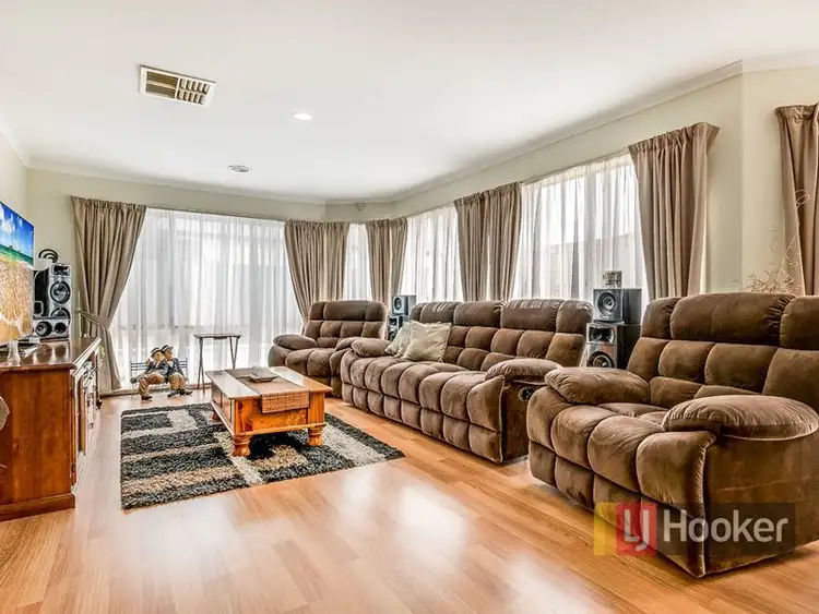 Second view of Homely house listing, 2 Fleetwood Court, Hoppers Crossing VIC 3029