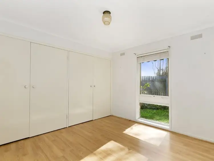 Seventh view of Homely house listing, 4 Lynette Court, Sale VIC 3850