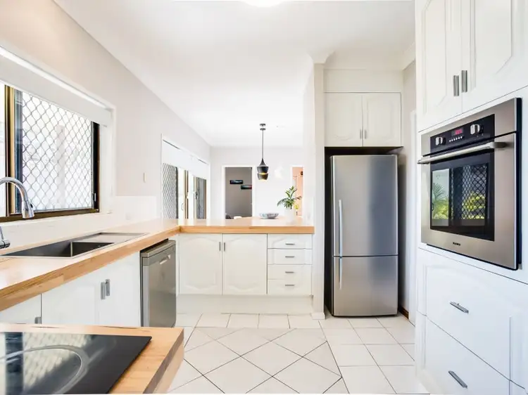 Second view of Homely house listing, 8 Universe Court, Mudgeeraba QLD 4213