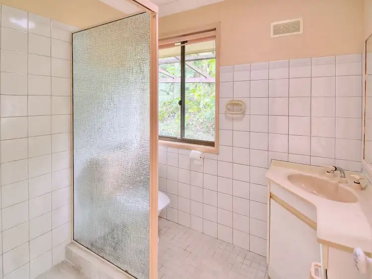 Sixth view of Homely house listing, 9 Kim Street, Chapel Hill QLD 4069
