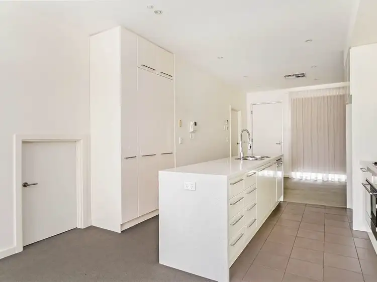 Fifth view of Homely house listing, 7 Tarni Court, New Port SA 5015