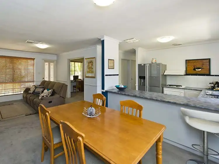 Sixth view of Homely villa listing, 8/2 Glennis Close, Gosnells WA 6110