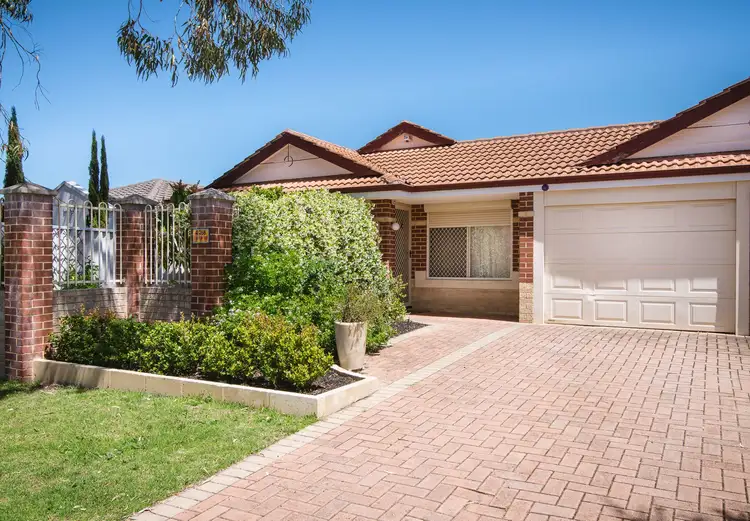 4/268 Wharf Street, Queens Park WA 6107