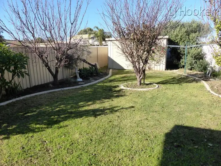 Fifth view of Homely semi-detached listing, 4A Boolardy Crescent, Golden Bay WA 6174