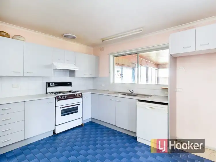 Third view of Homely house listing, 7 Weigela Court, Doveton VIC 3177