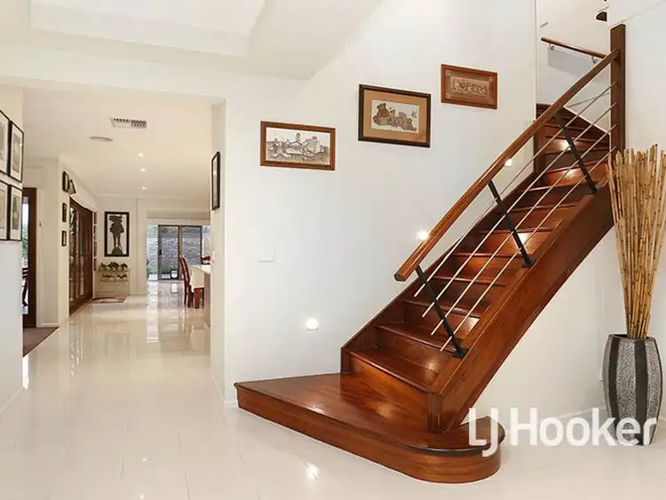 Fourth view of Homely house listing, 8 Sandhill Rise, Sanctuary Lakes VIC 3030