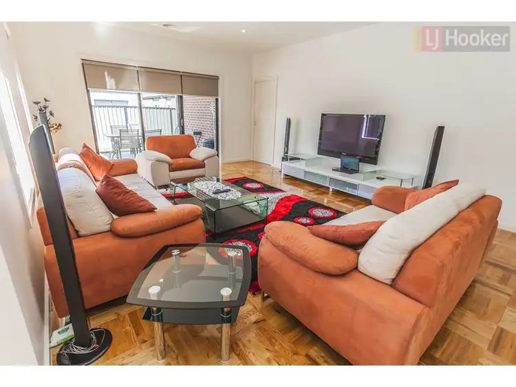 Fifth view of Homely house listing, 5 Folger Rd, Craigieburn VIC 3064