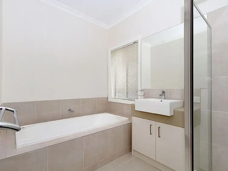 Sixth view of Homely house listing, 2 Craigmoor Crescent, Mernda VIC 3754