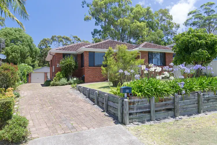 28 Hampton Street, Toronto NSW 2283