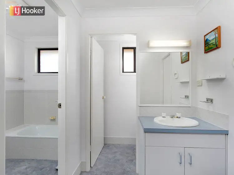 Sixth view of Homely villa listing, 2/17 Plantation Avenue, Coffs Harbour NSW 2450
