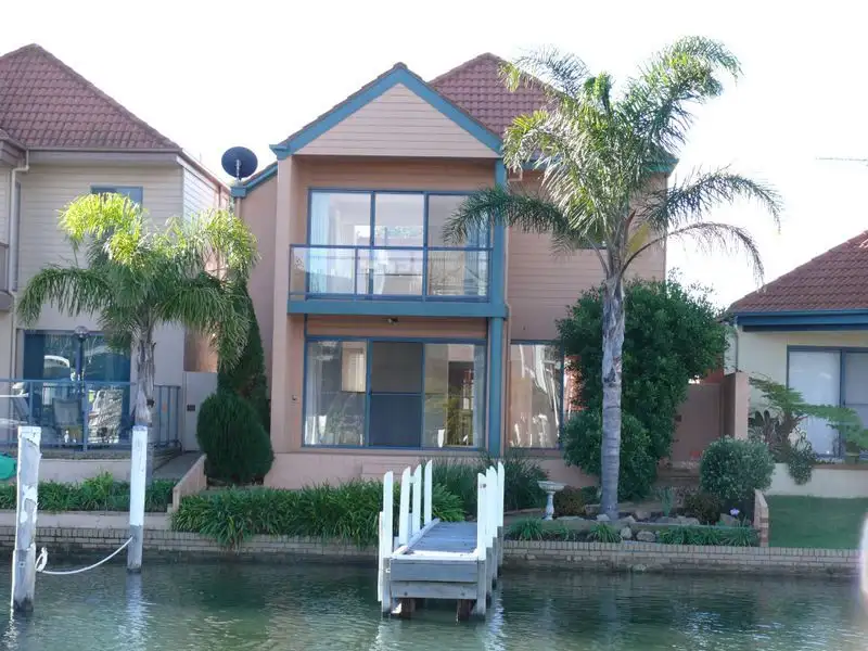 Main view of Homely townhouse listing, 3/15 King Street, Paynesville VIC 3880