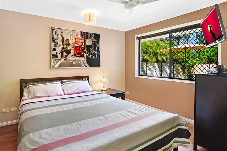 Sixth view of Homely semi-detached listing, 2/11 Telopea Street, Labrador QLD 4215