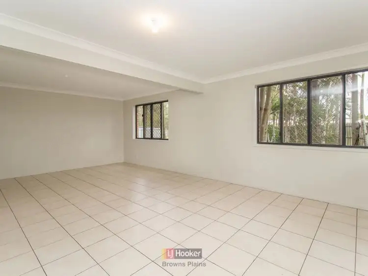 Sixth view of Homely house listing, 19 Lockhart Court, Heritage Park QLD 4118