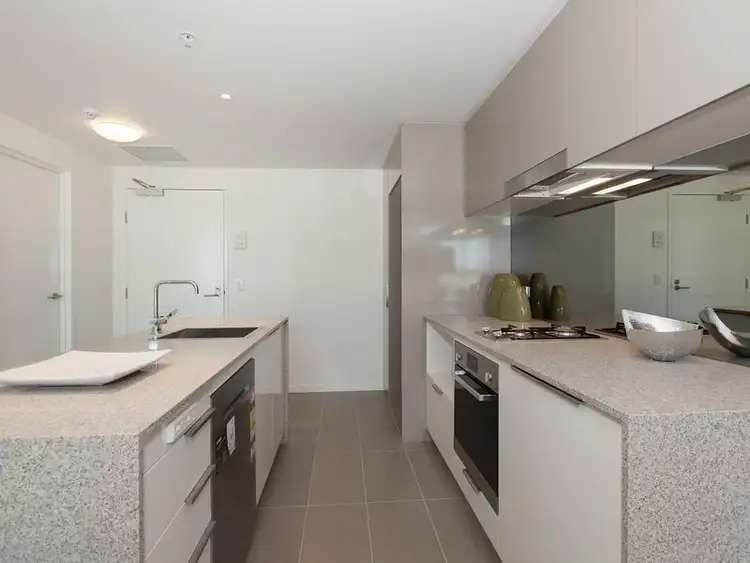 Fifth view of Homely apartment listing, 31508/2 Harbour Road, Hamilton QLD 4007