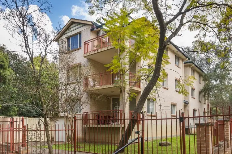 30/2-4 Kane Street, Guildford NSW 2161