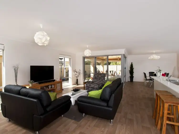 Seventh view of Homely house listing, 8 Finch Street, Broadwater WA 6280