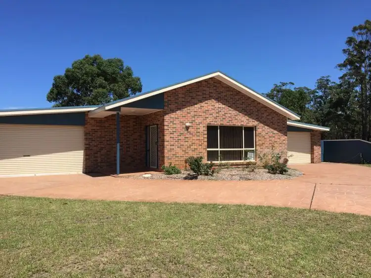 18 Woolabar Drive, Broulee NSW 2537