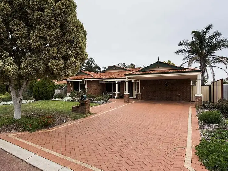 6 Jaeger Court, High Wycombe WA 6057