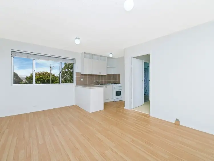 Fifth view of Homely unit listing, 2/70 Uriarra Road, Queanbeyan NSW 2620