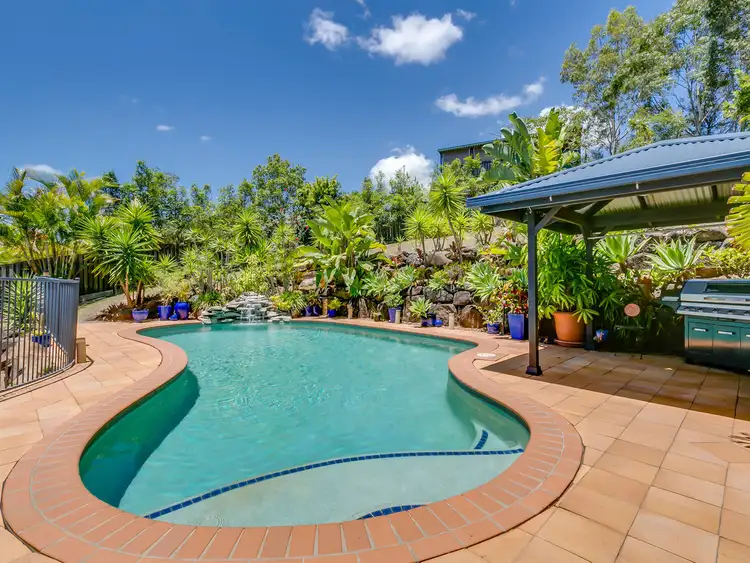 10 Rarotonga Rise, Pacific Pines QLD 4211