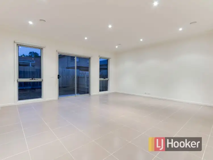 Fifth view of Homely house listing, 49 Barrier Reef Circuit, Endeavour Hills VIC 3802
