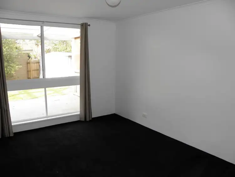 Seventh view of Homely house listing, 6 Uringa Close, Lake Bunga VIC 3909