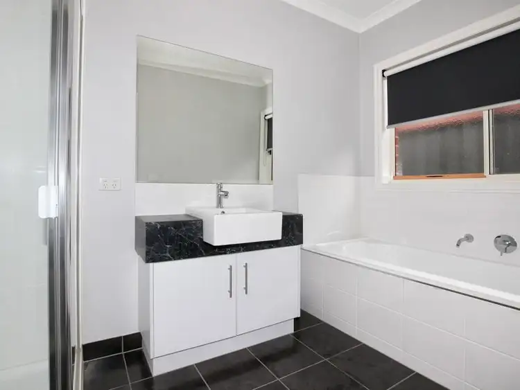 Seventh view of Homely house listing, 5 Clayton Road, Craigieburn VIC 3064
