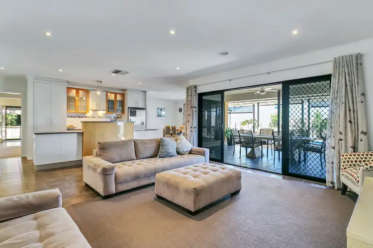 Fifth view of Homely house listing, 6 River Walk, Walkley Heights SA 5098