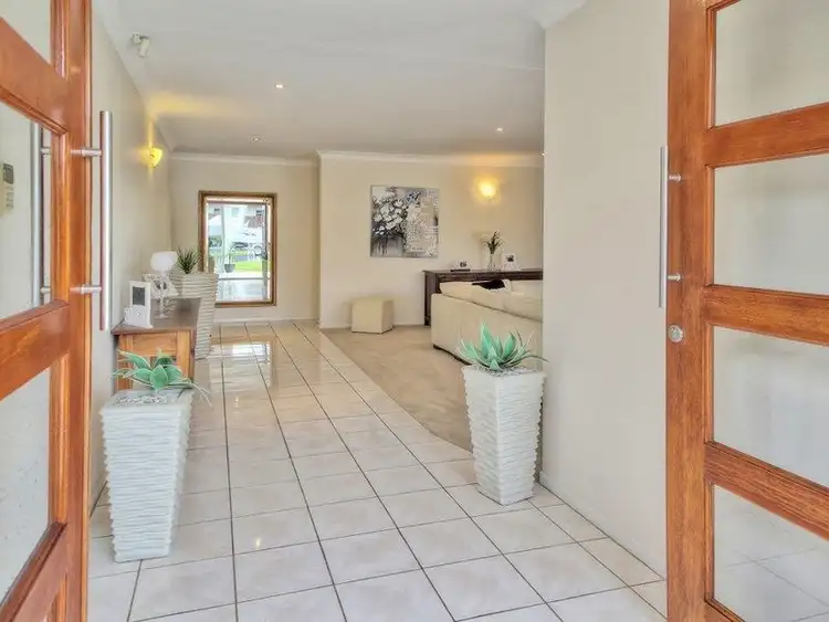 17 Oleander Street, Daisy Hill QLD 4127