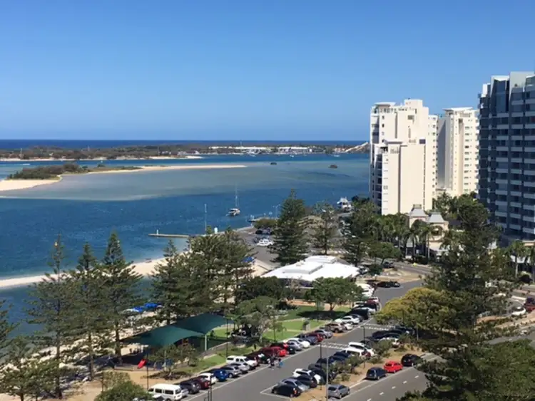 206/378-390 Marine Parade, Labrador QLD 4215