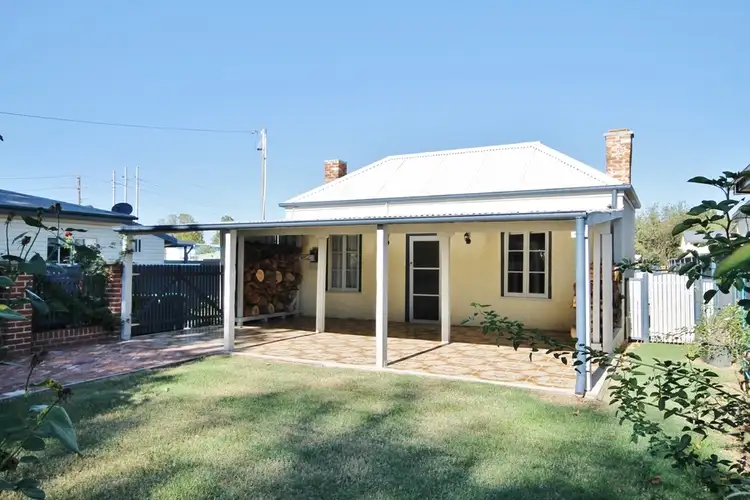10 Durham Street, Bathurst NSW 2795