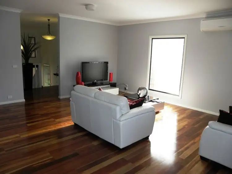 Sixth view of Homely house listing, 4 Hillcrest Rise, Lakes Entrance VIC 3909