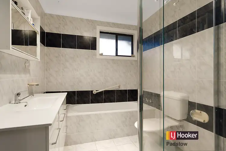 Fifth view of Homely villa listing, 5/115 Davies Road, Padstow NSW 2211