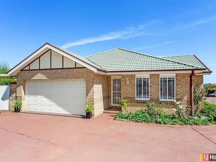 6/3 Homestead Rise, Jerrabomberra NSW 2619