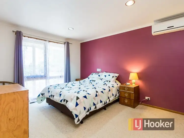Seventh view of Homely house listing, 4 Rubida Court, Endeavour Hills VIC 3802