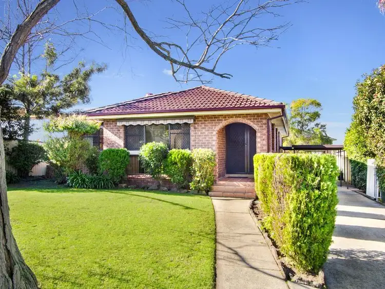 3 Kokoda Place, Bossley Park NSW 2176