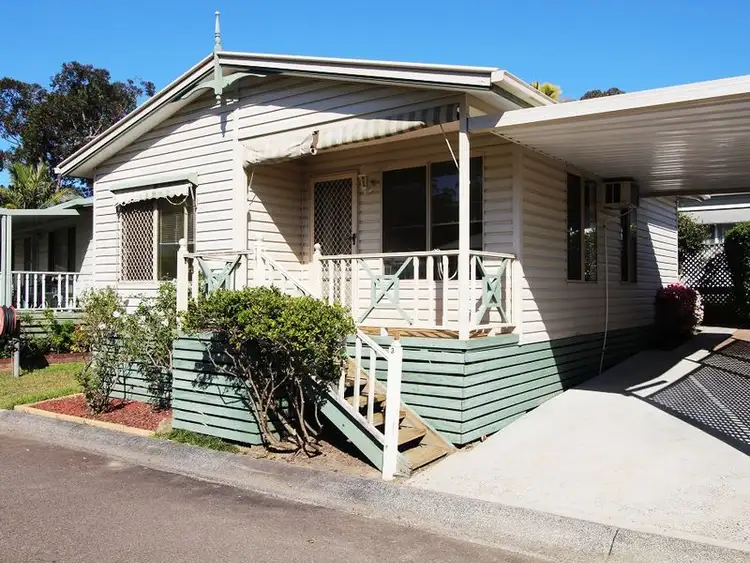 3 Sixth Avenue Broadlands Estate, Green Point NSW 2251